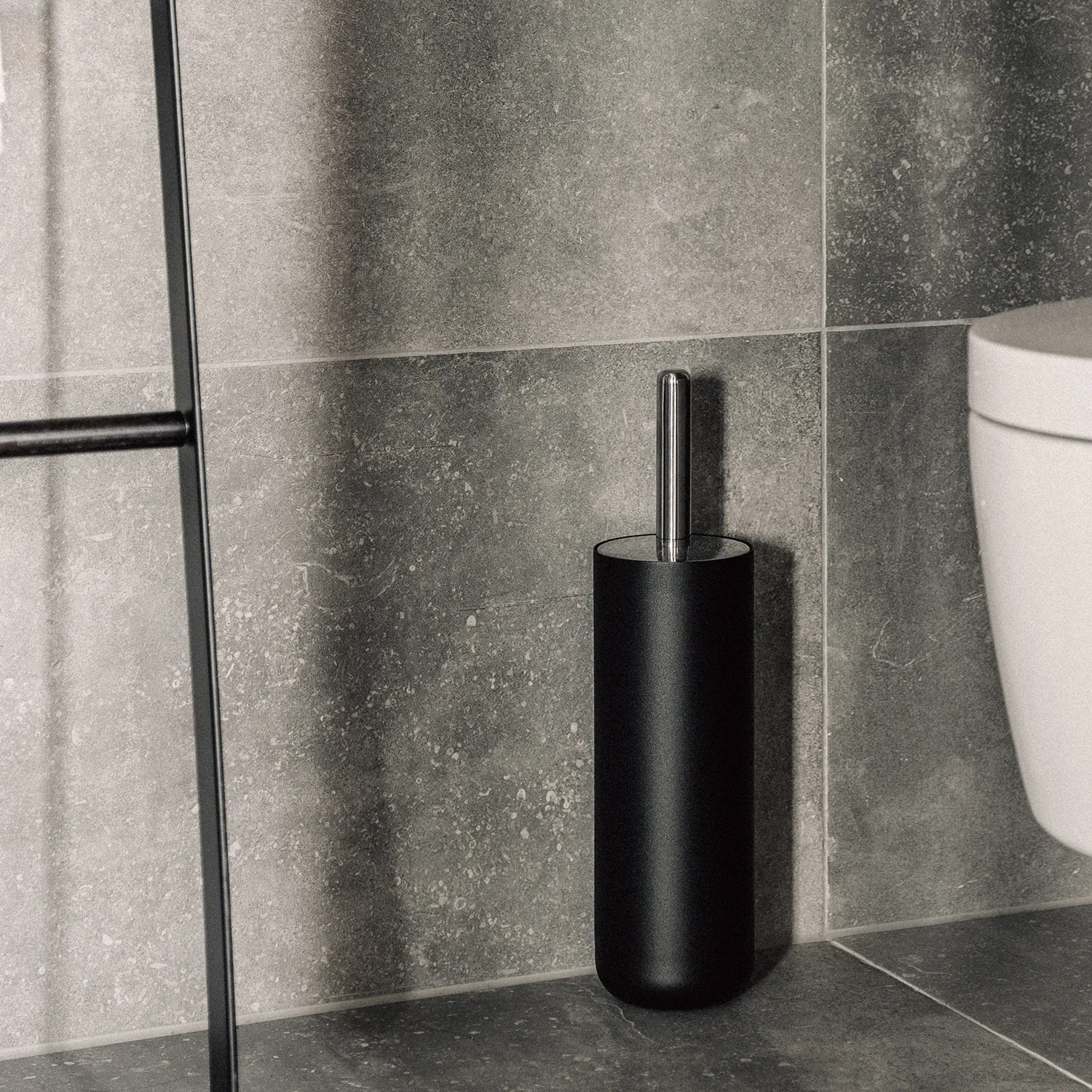 audo copenhagen (menu) | norm toilet brush | matte black - DC