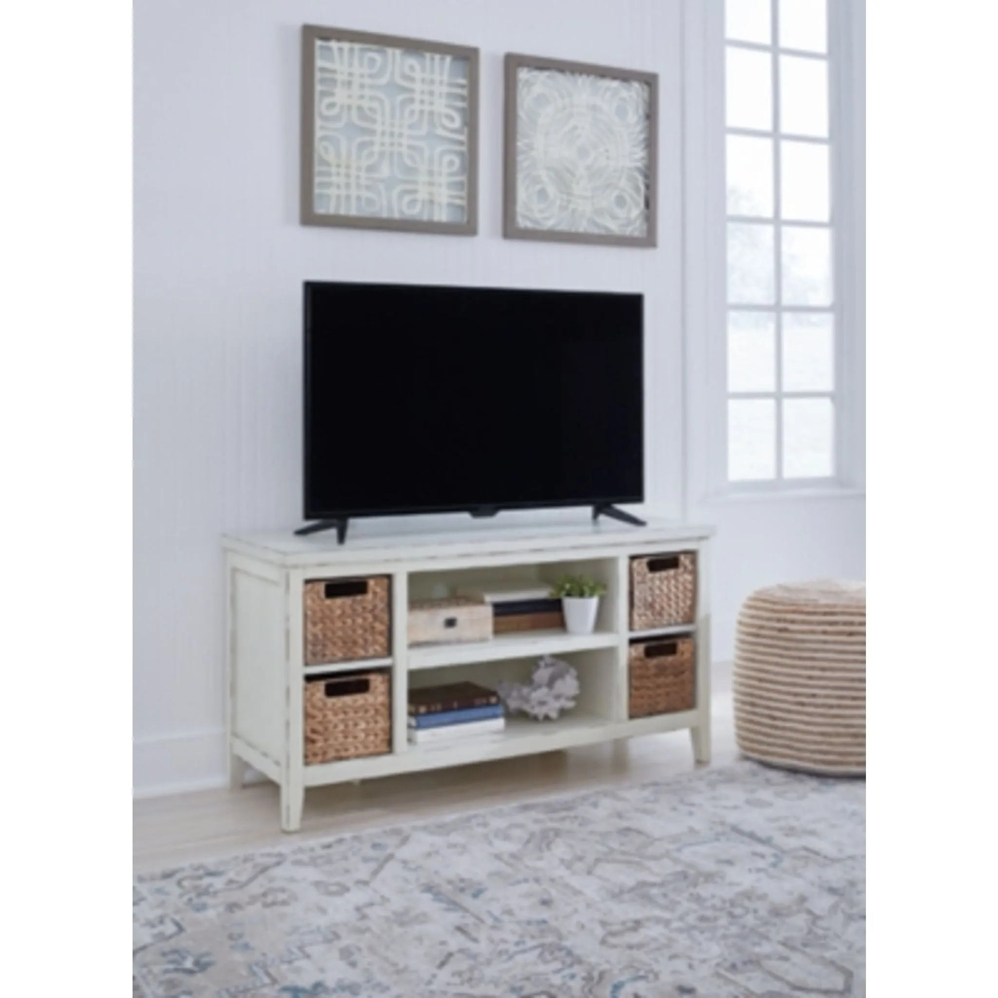 Mirimyn TV Stand