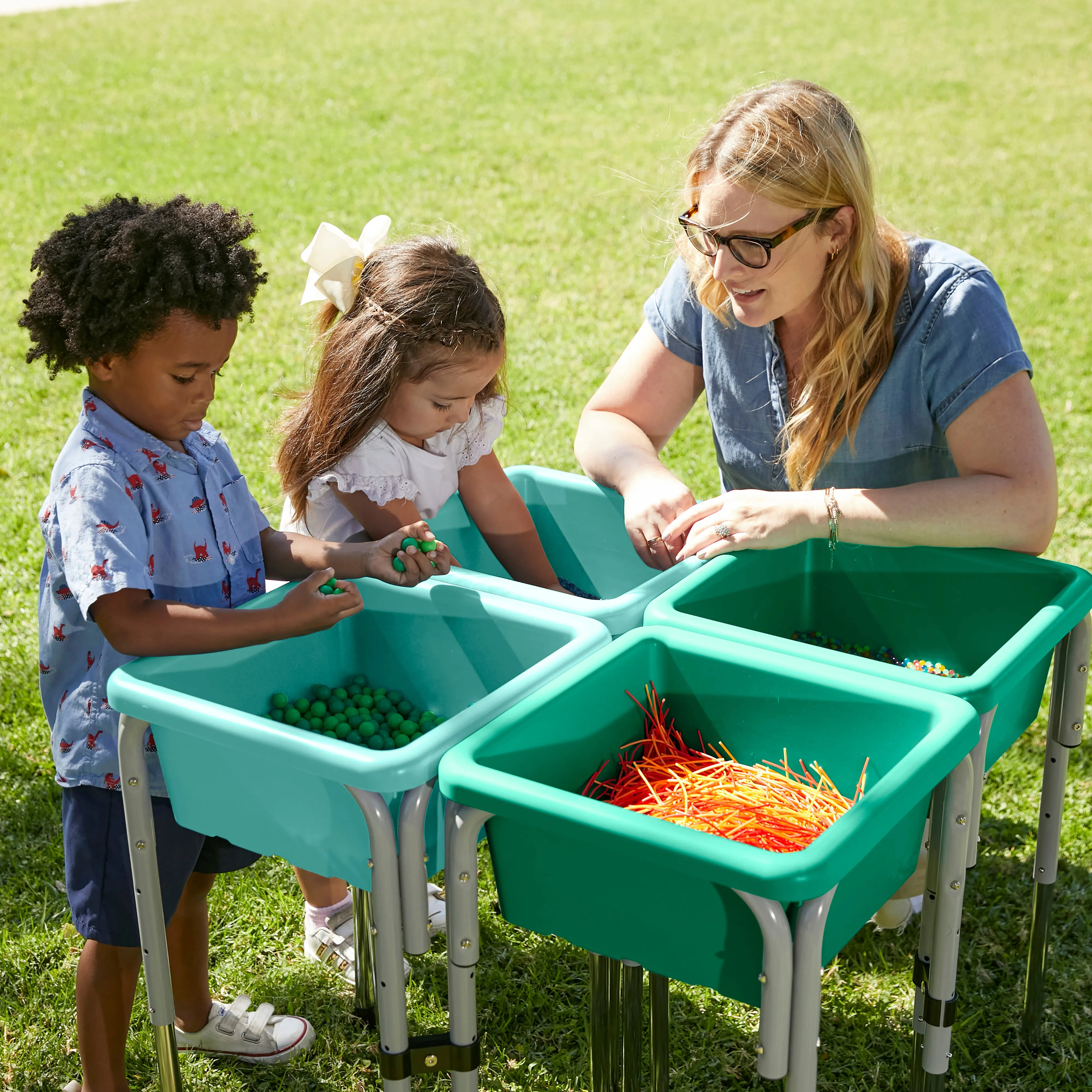 Square Bin with Lid, Storage Containers, 4-Pack