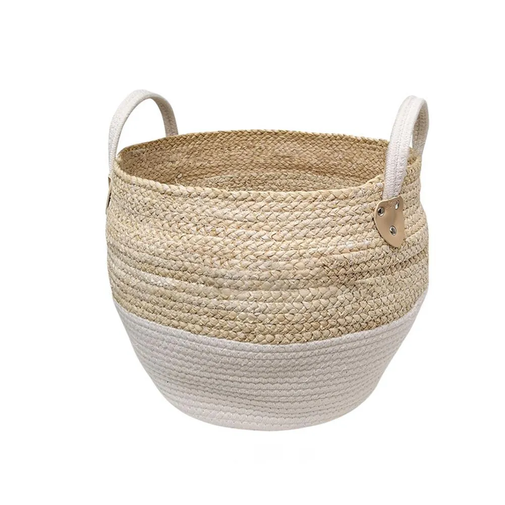 Straw storage baskets